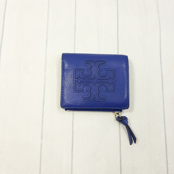 Tory Burch Small Blue Leather Purse/ Wallet. Cards Notes & Coin Sections - Picture 2 of 12